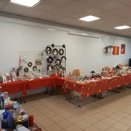 Marché de Noël dans la douceur du foyer paroissial