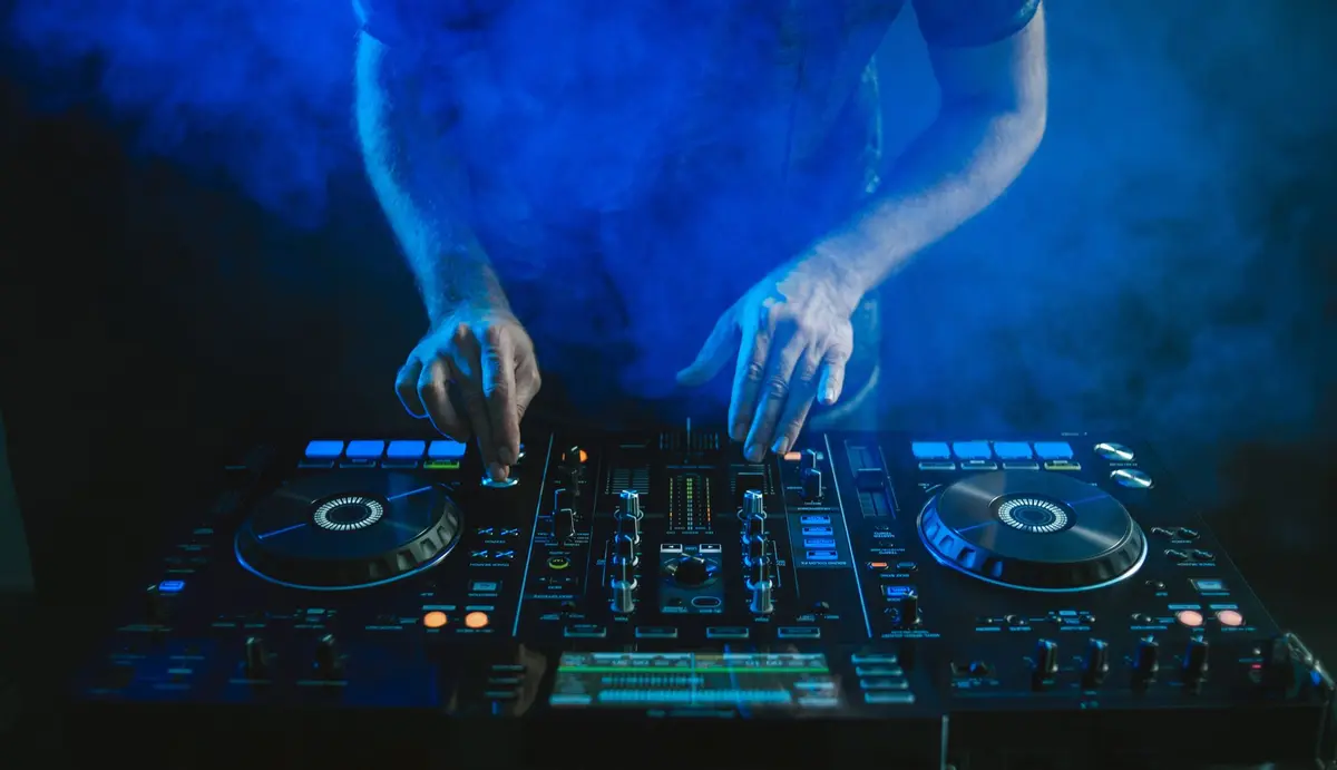 Électro Ice Night & DJ 