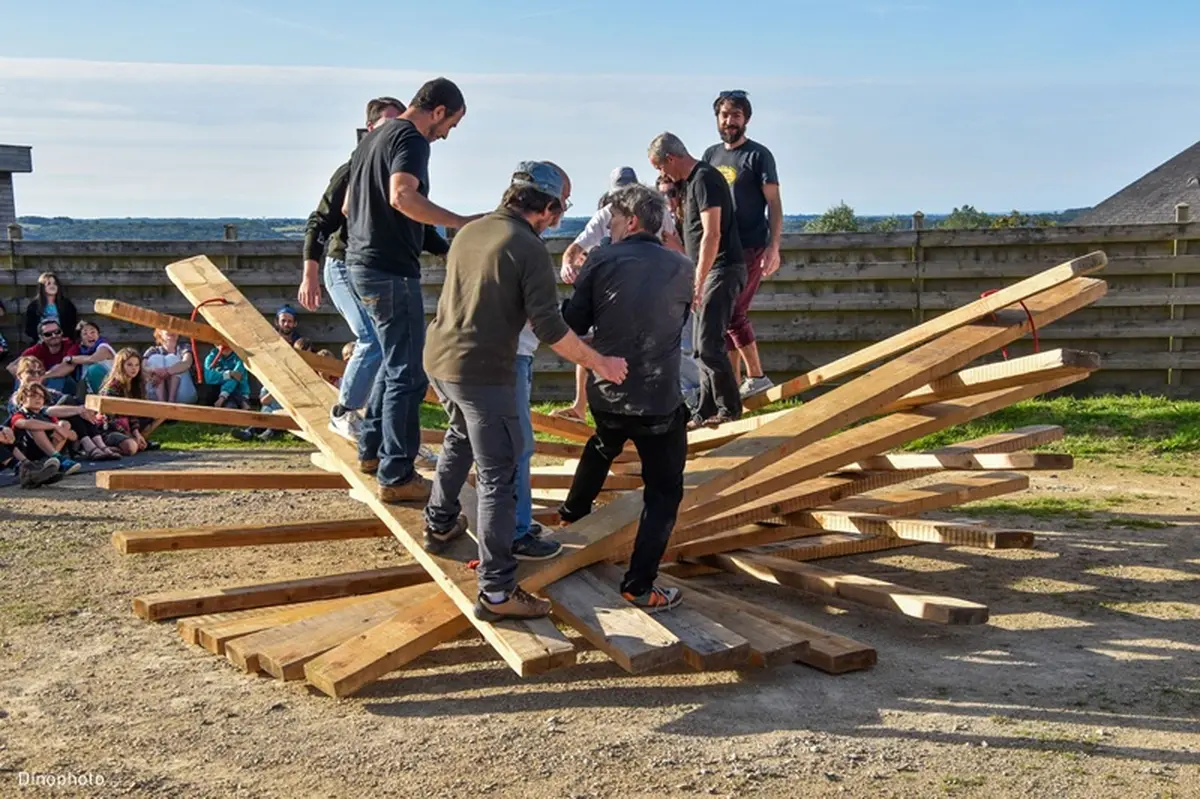 Damoclès - Cirque Inextremiste