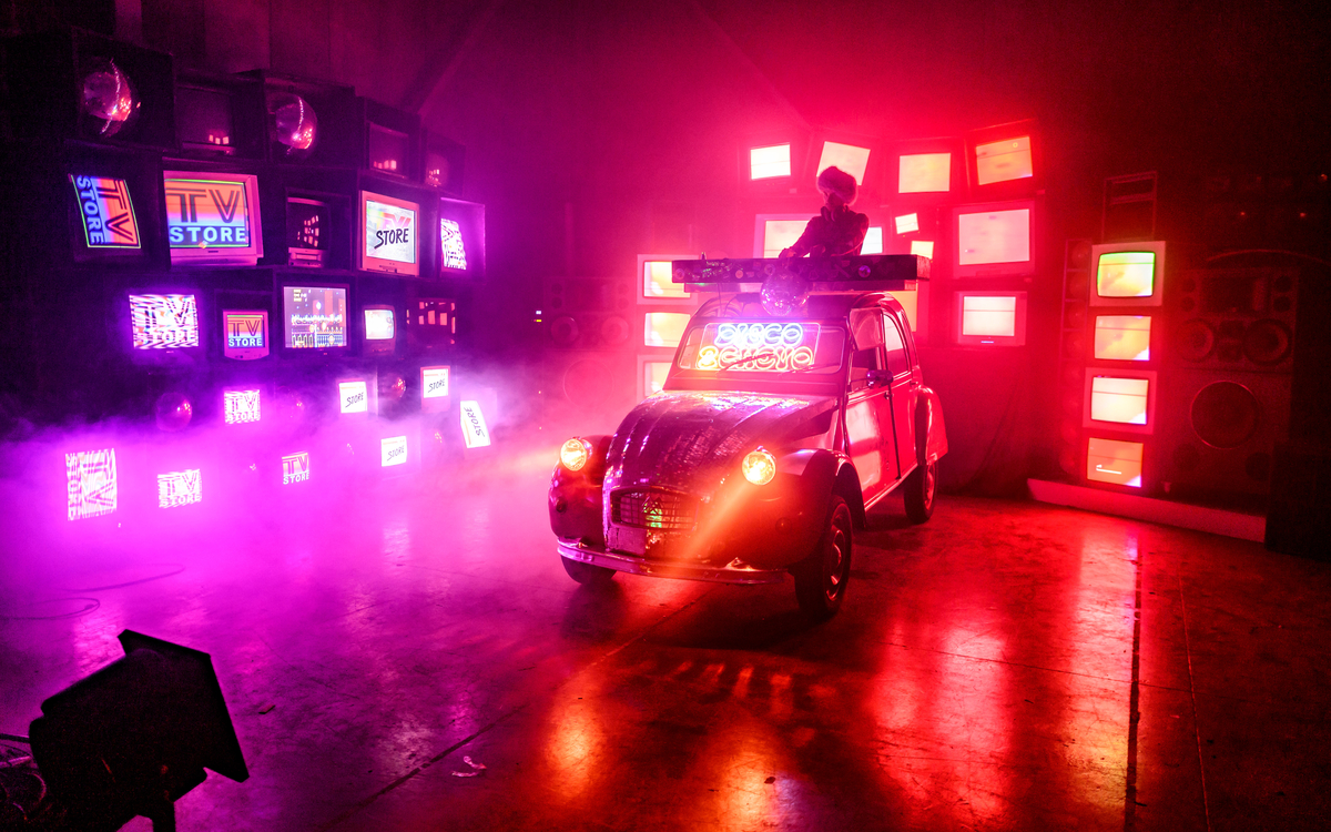 Disco 2Chevo dans l'atelier villejuifois de TV Store