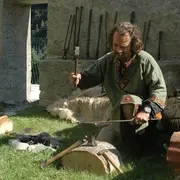 Dans la peau de l'armurier