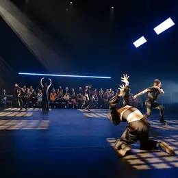 Danse dehors dedans