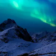 Danse libre Au cœur de la nuit polaire