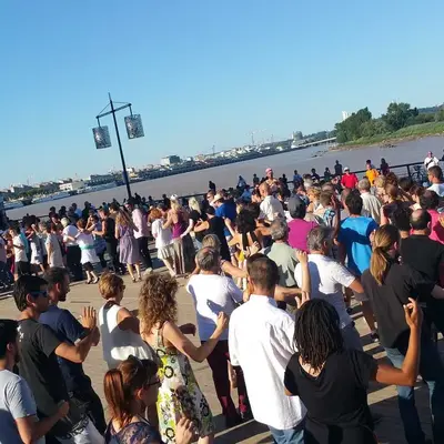 Dansons sur les Quais à Bordeaux