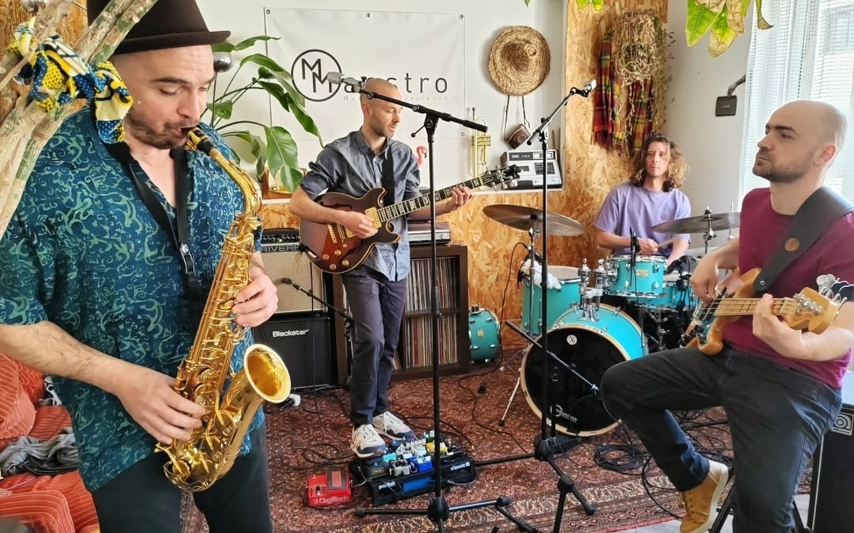 Darwaza en concert à la bibliothèque Hergé