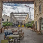 Darwin à Bordeaux : Brunch bio, skatepark et street-art à la Caserne Niel