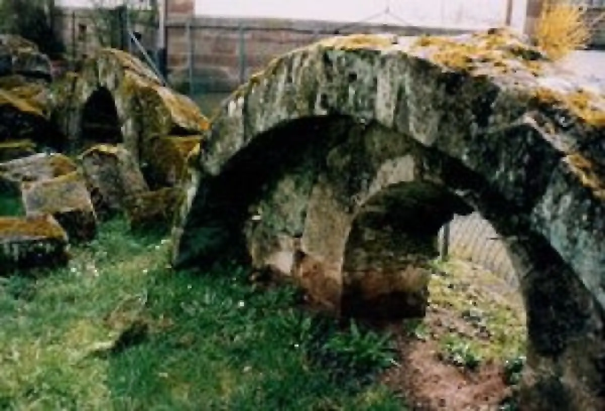 De la fière abbaye bénédictine, il ne reste aujourd'hui que les ruines