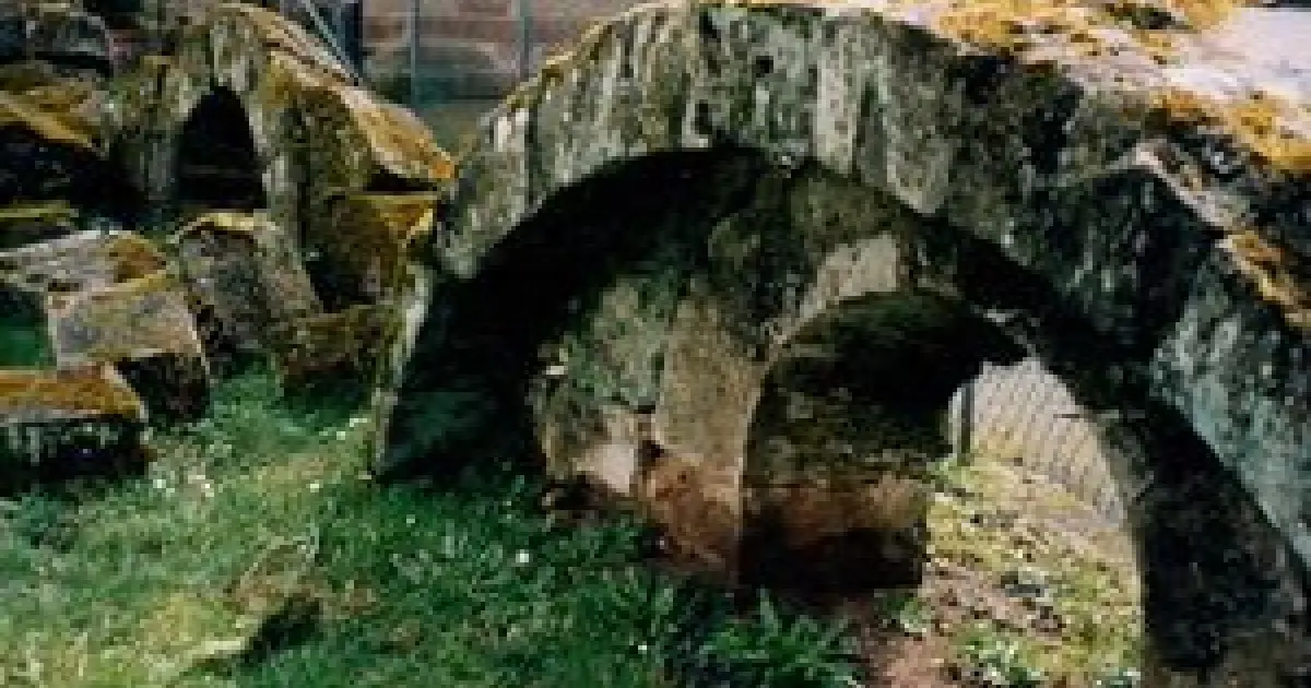 De la fière abbaye bénédictine, il ne reste aujourd'hui que les ruines