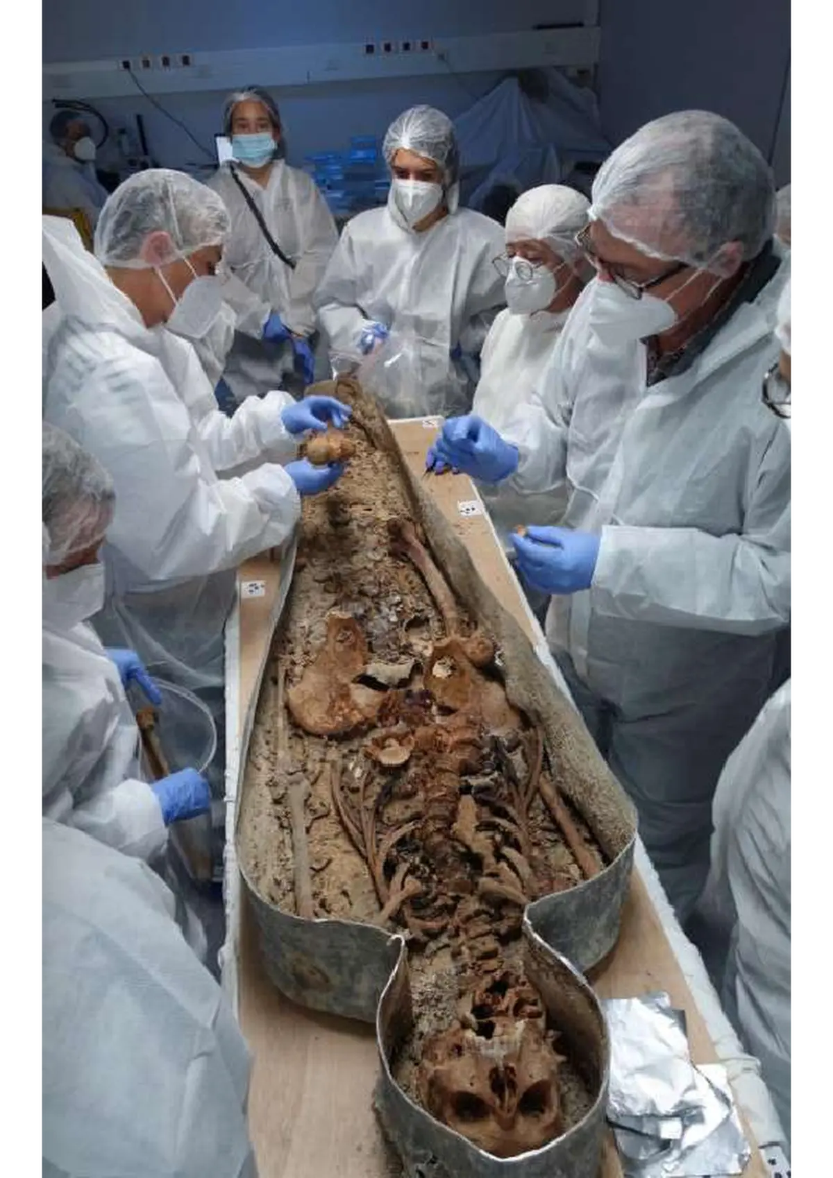 De la Sibérie à l'Aveyron et à Notre-Dame de Paris : Une vie à faire parler les corps