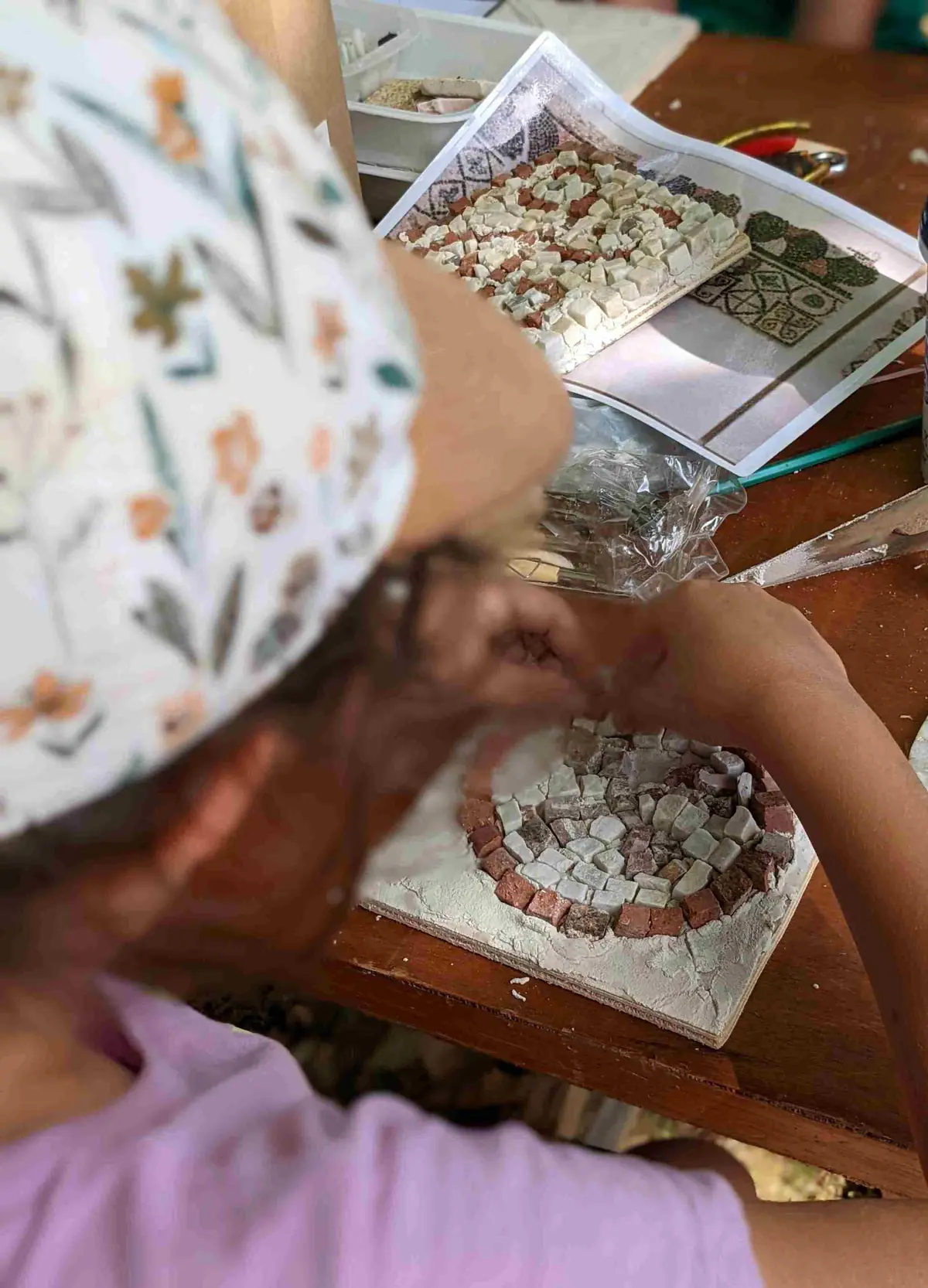 De La Tesselle A La Mosaique