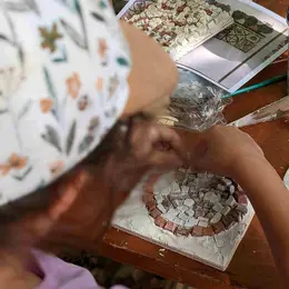 De La Tesselle A La Mosaique