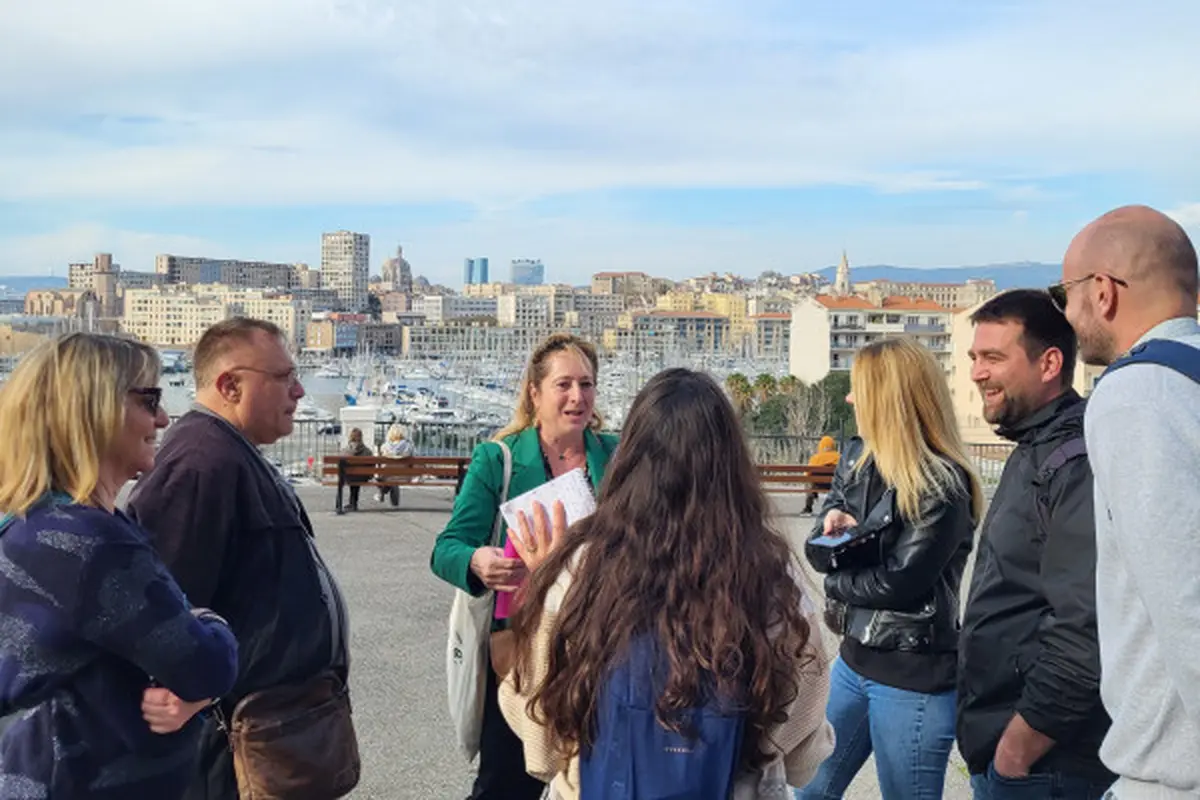 De Saint Victor aux Catalans