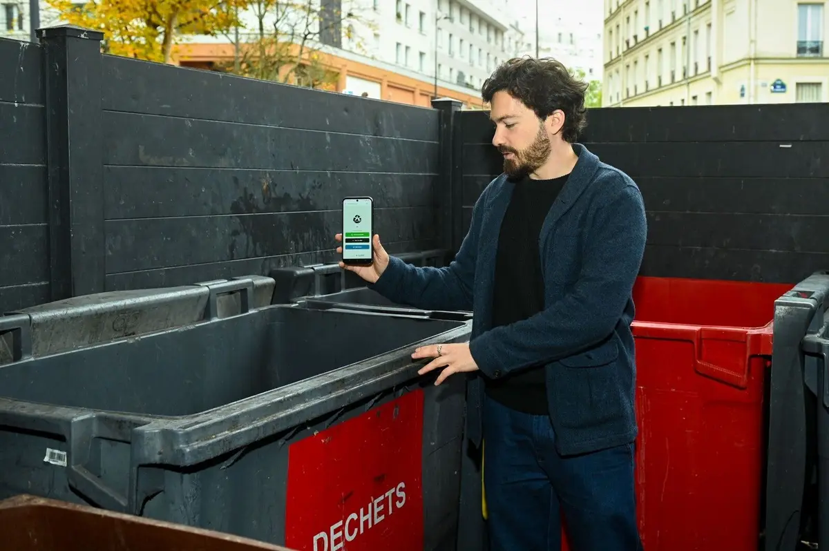 Déchets de Noël : une étude révèle l'impact environnemental des fêtes de fin d'année en France