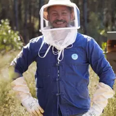 Découverte de l’apiculture à Bénesse (40)