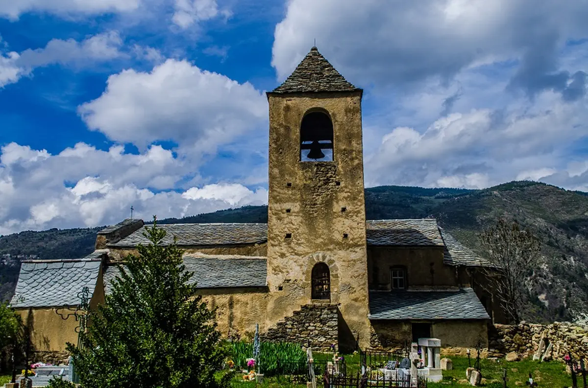 Découverte De L'Eglise De Prats Balaguer à Travers Une Exposition