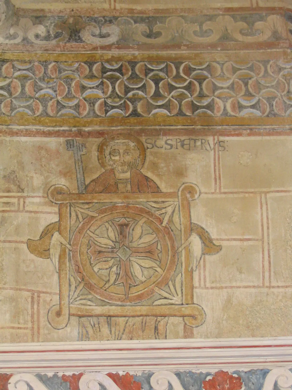 Découverte des peintures murales d'une commanderie hospitalière et d'une abbaye cistercienne