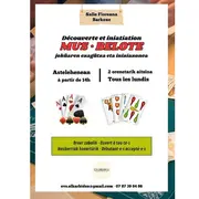 Découverte et initiation au mus et à la belote