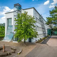 Découvrez l'histoire de la chaussure de manière authentique et immersive DR