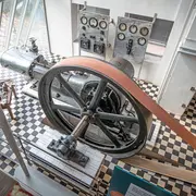 Découvrez l'histoire de la chaussure de manière authentique et immersive