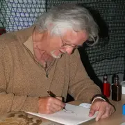 Dédicace à la librairie et atelier dessin à la médiathèque