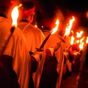 Défilé aux flambeaux de la Jurade à Saint-Emilion