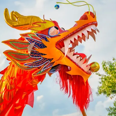 Défilé du nouvel an chinois 2026 sur les Champs-Élysées à Paris