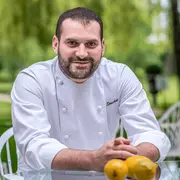 DÉGUSTATION DE CHAMPAGNE EN CUISINE [en compagnie des Chefs]