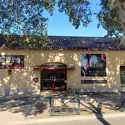 Dégustation de vins du Vignoble du Roy René avec ses viticulteurs