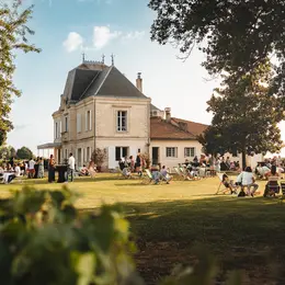Dégustation en couleurs au Château Grand Corbin