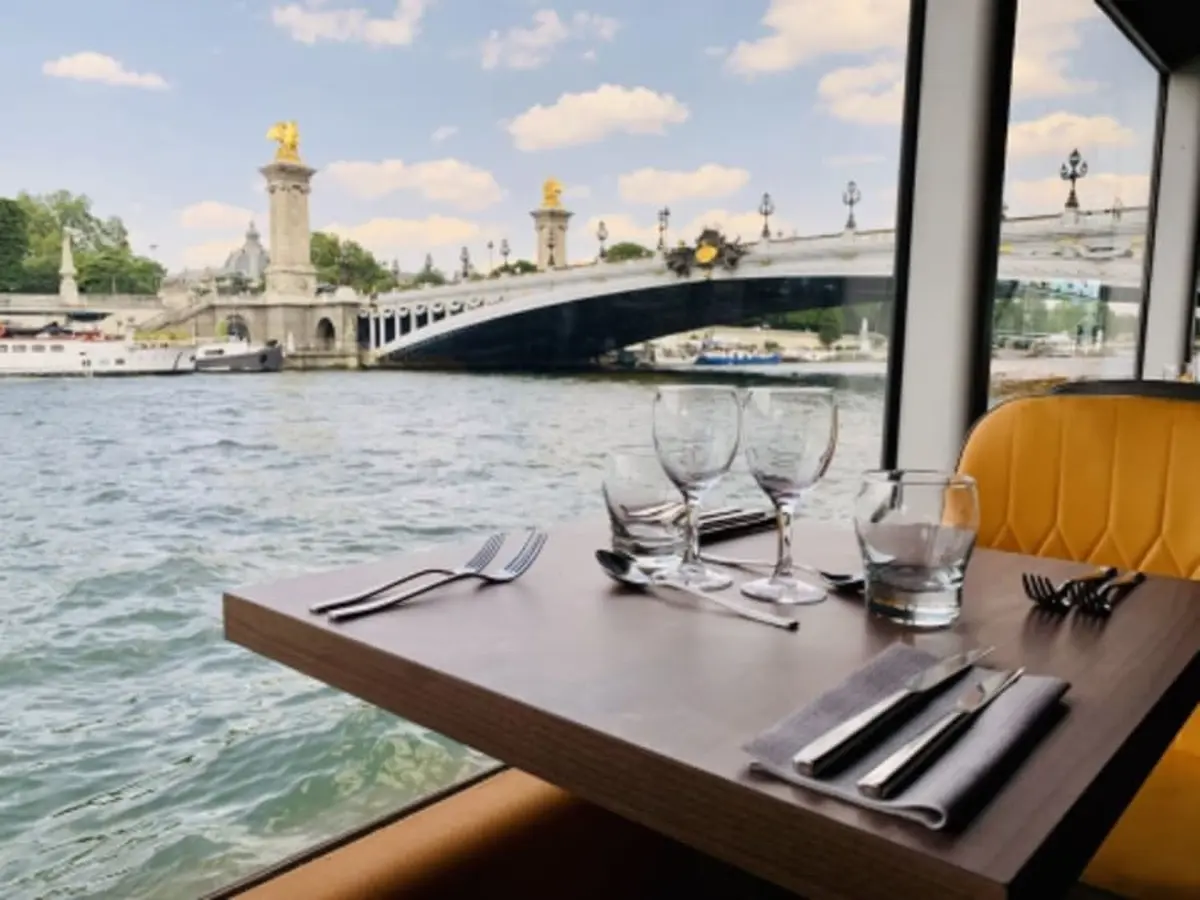 Déjeuner croisière Bistronomique sur la Seine
