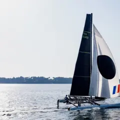 Demi-journée en Catamaran au départ de Larmor-Baden (56)