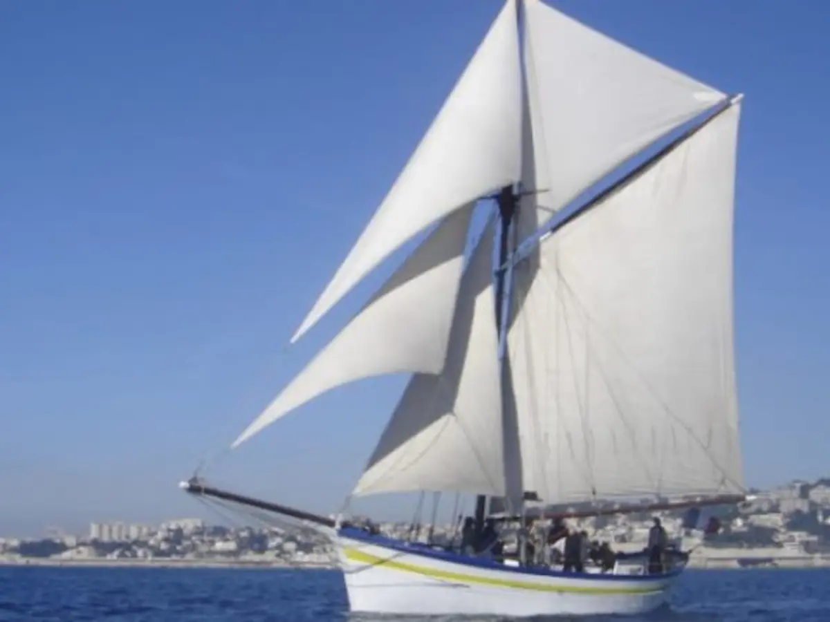 Demi-journée privatisée dans les calanques de Marseille