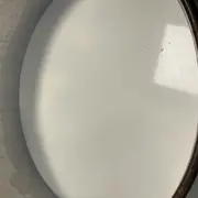 Démonstration de fabrication de fromage par un producteur