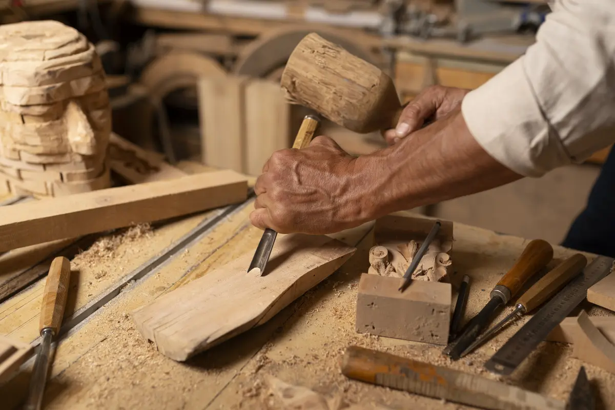 Démonstration de sculpture sur bois