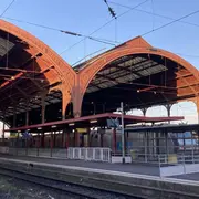 Depuis le 4 mai 2026, les Alsaciens voyagent entre Strasbourg et Offenbourg dans de nouveaux trains Régiolis avec 203 places assises et 18 emplacements vélos