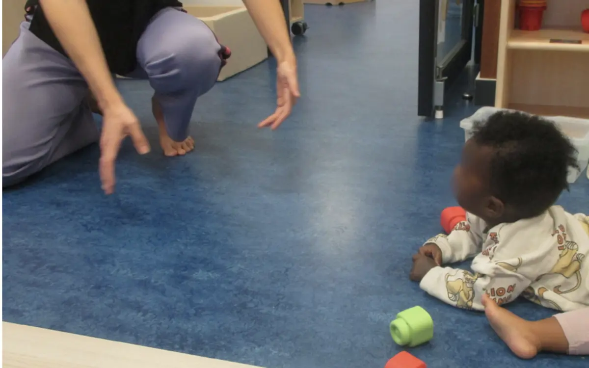 Des ateliers baby-parents pour s'amuser en famille