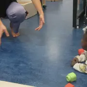 Des ateliers baby-parents pour s'amuser en famille