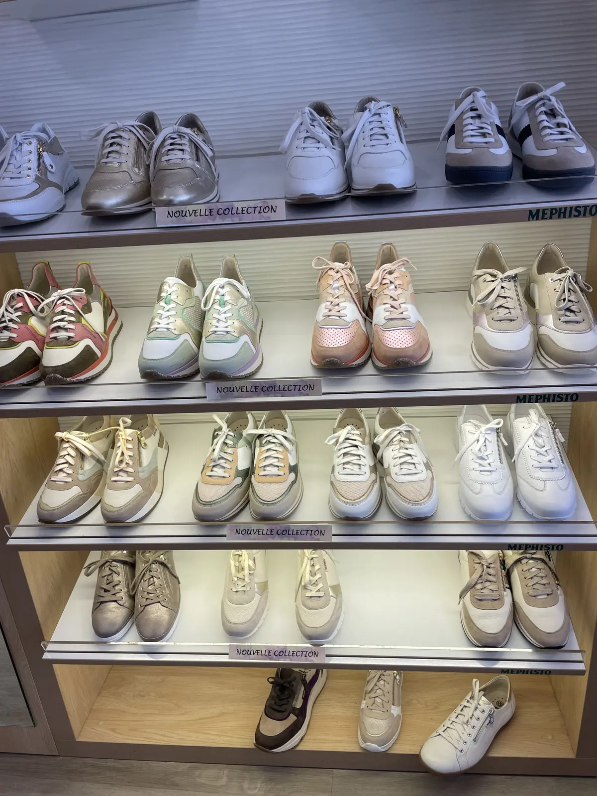 Un large choix de chaussures jolies et confortables