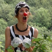 Des clowns amateurs investissent le kiosque Yvette Chauviré
