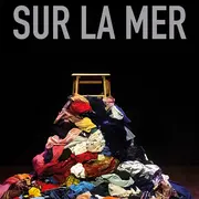 Des éléphants sur la mer