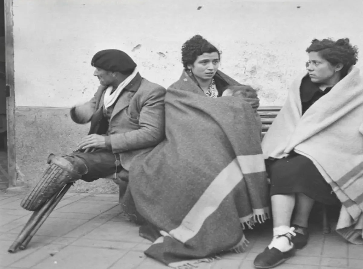 Des Espagnols Dans Les Camps