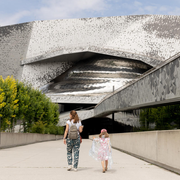 Des invitations pour le concert promenade « Musique des étoiles » à la Philharmonie