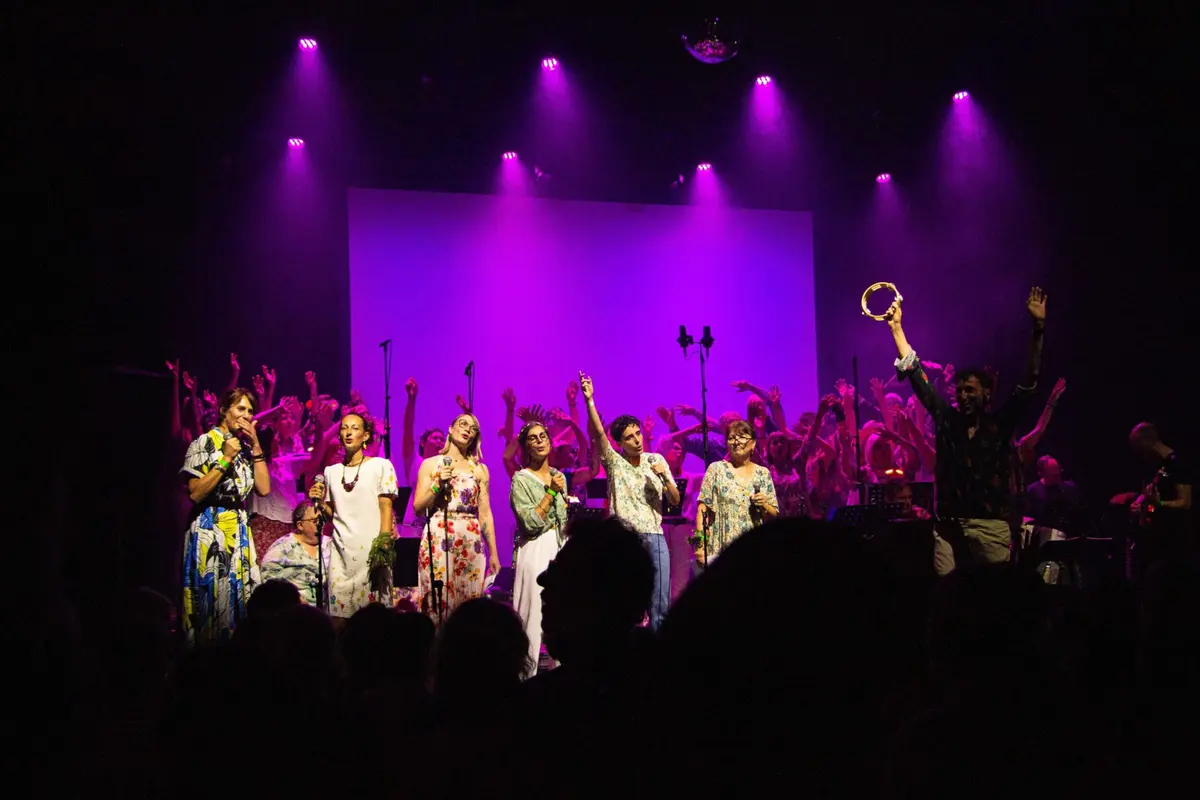 Des lendemains qui chantent  : Des fiertés qui chantent