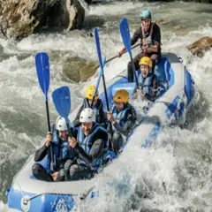 Descente en rafting en eaux vives à Samoëns (74)