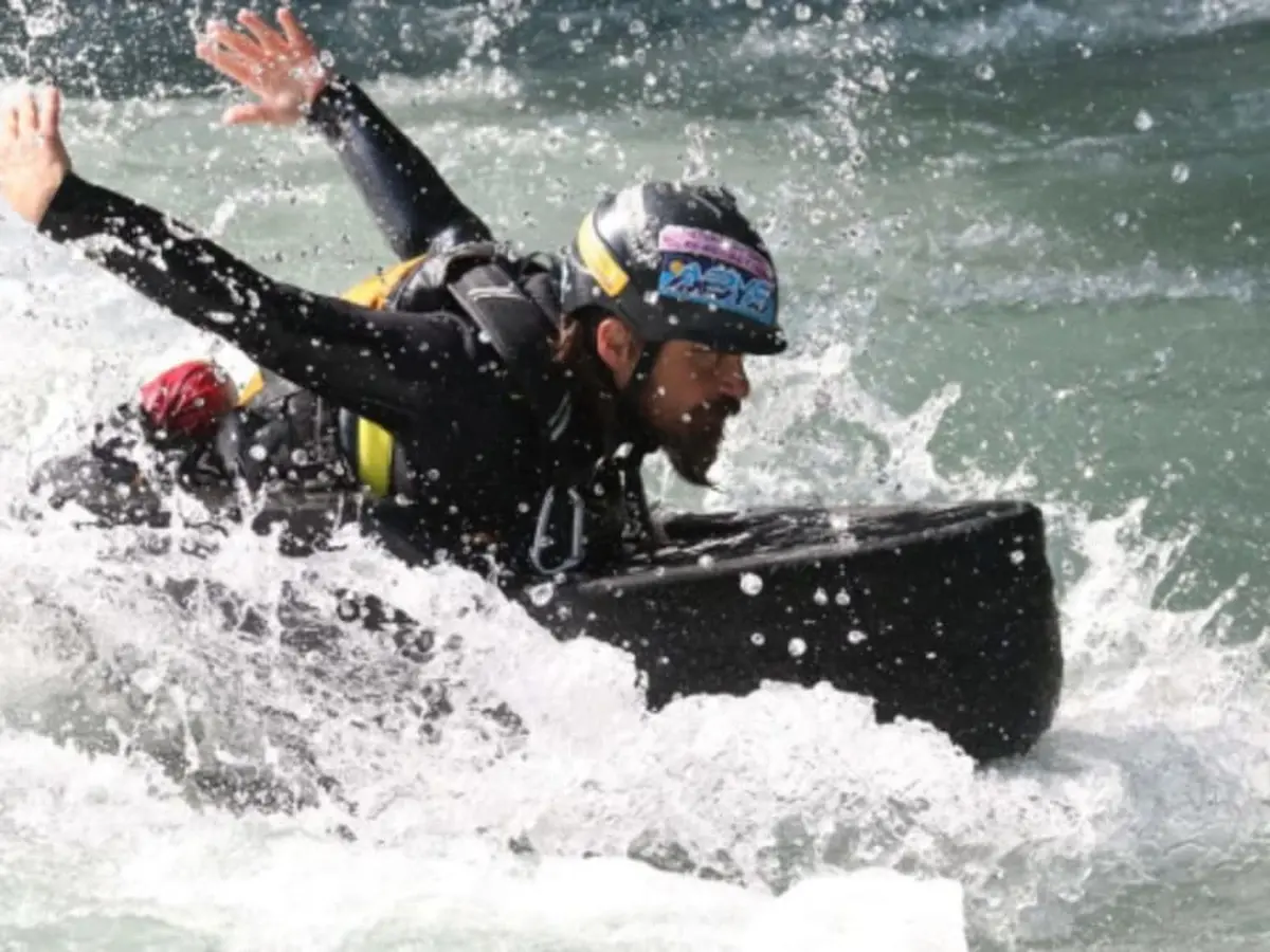 Descente évolution en Hydrospeed sur l'Isère (73)