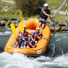Descentes en rafting au Parc Aquasports à Pau (64)
