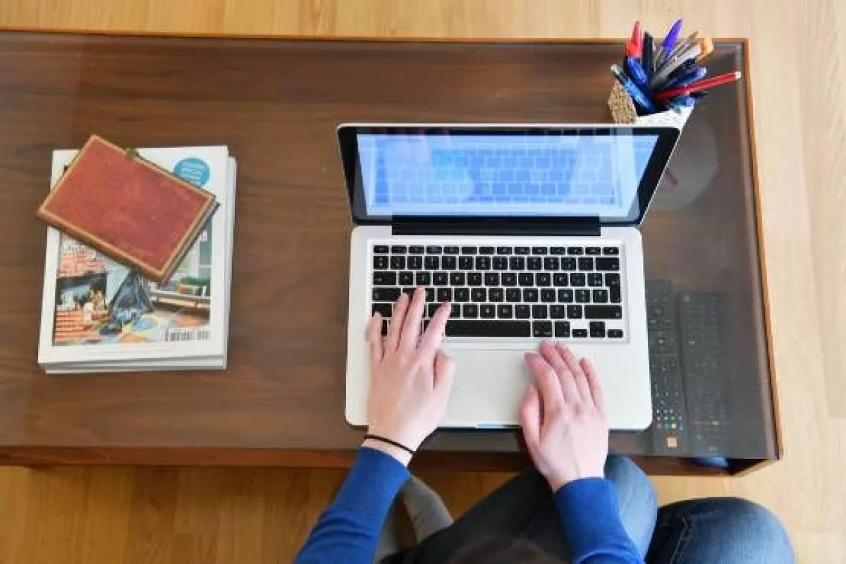 Devenir trader à domicile sans diplôme