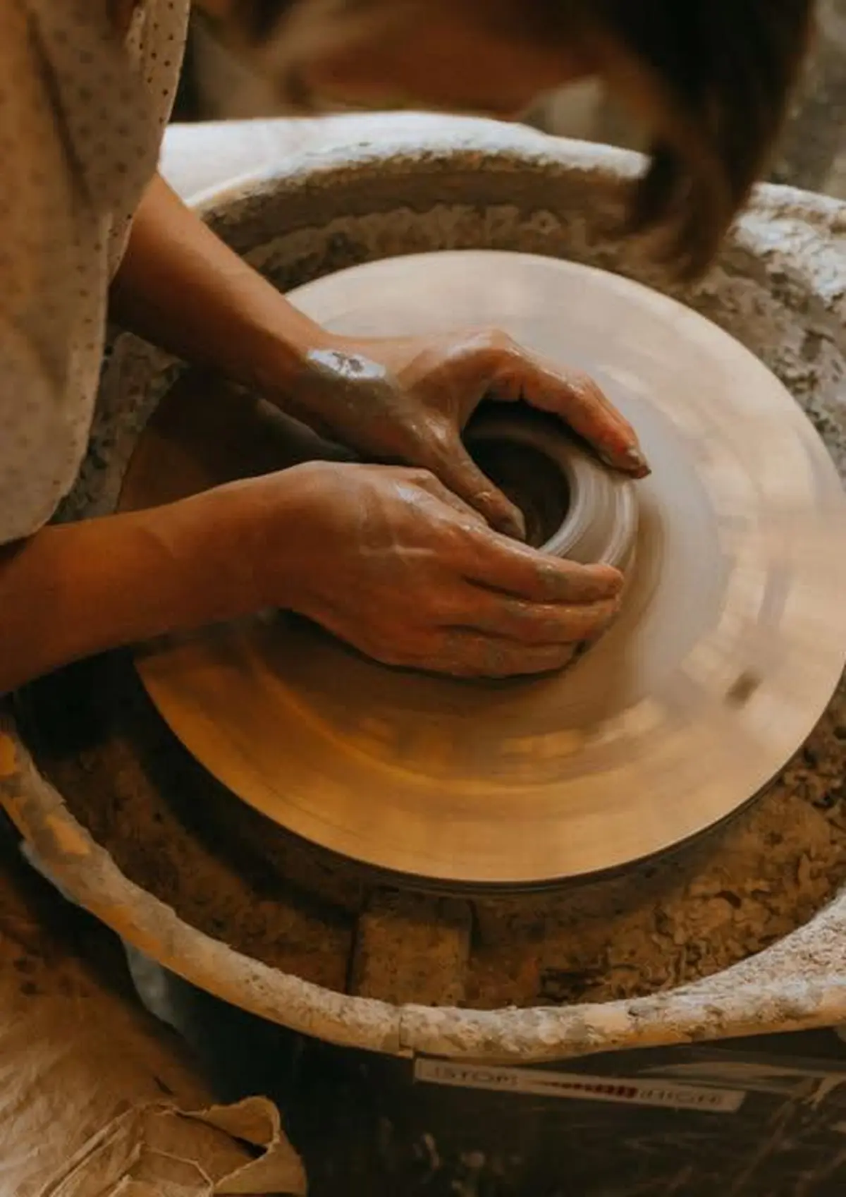 Dimanche au Musée - travail de la terre, tourne ton bol !