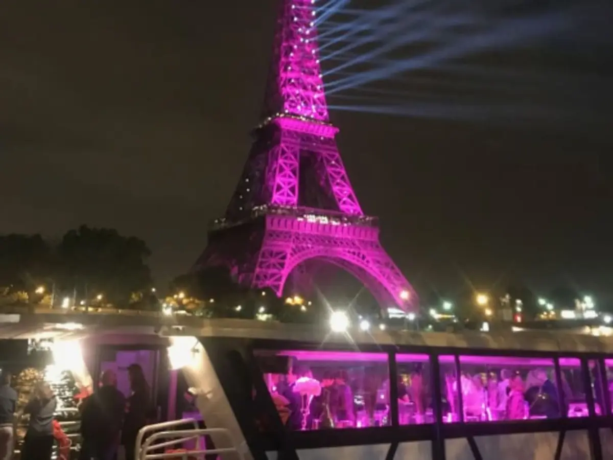 Dîner croisière Jour de l’An sur la Seine à Paris 15ème
