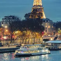 Dîner croisière Prestige sur la Seine DR